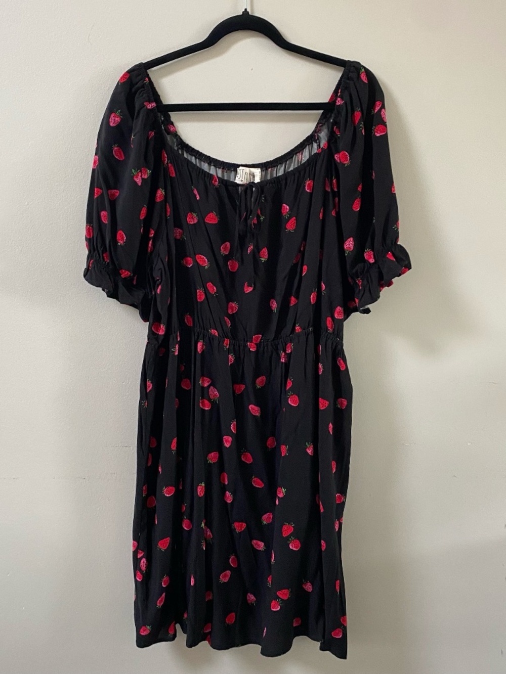 Black Strawberry Print Summer Dress Plus Size 3X NWOT